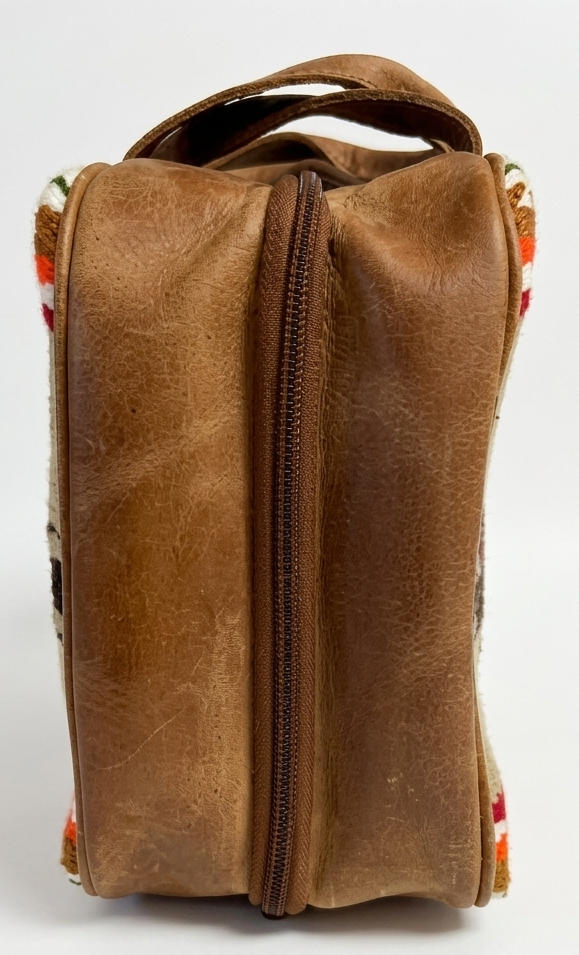 Myra Travel Organizer