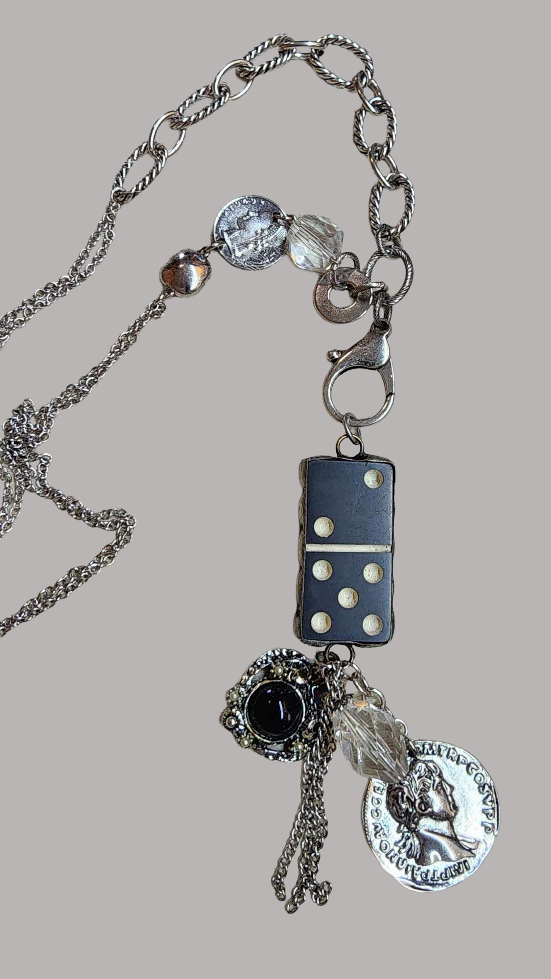 Dominoe Necklace