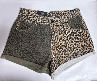 Umgee Leopard Print Shorts